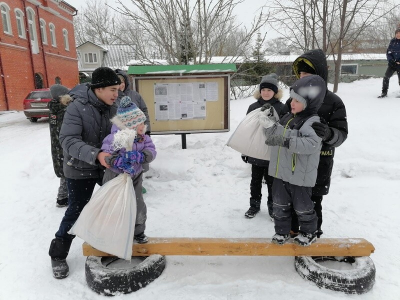 Cпортивные соревнования «Зимние забавы» на приходе Сергиевского храма в Воскресенске  