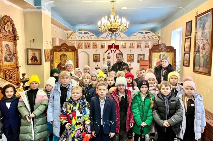 Экскурсия лицеистов в Пантелеимоновский храм Воскресенска Религия 